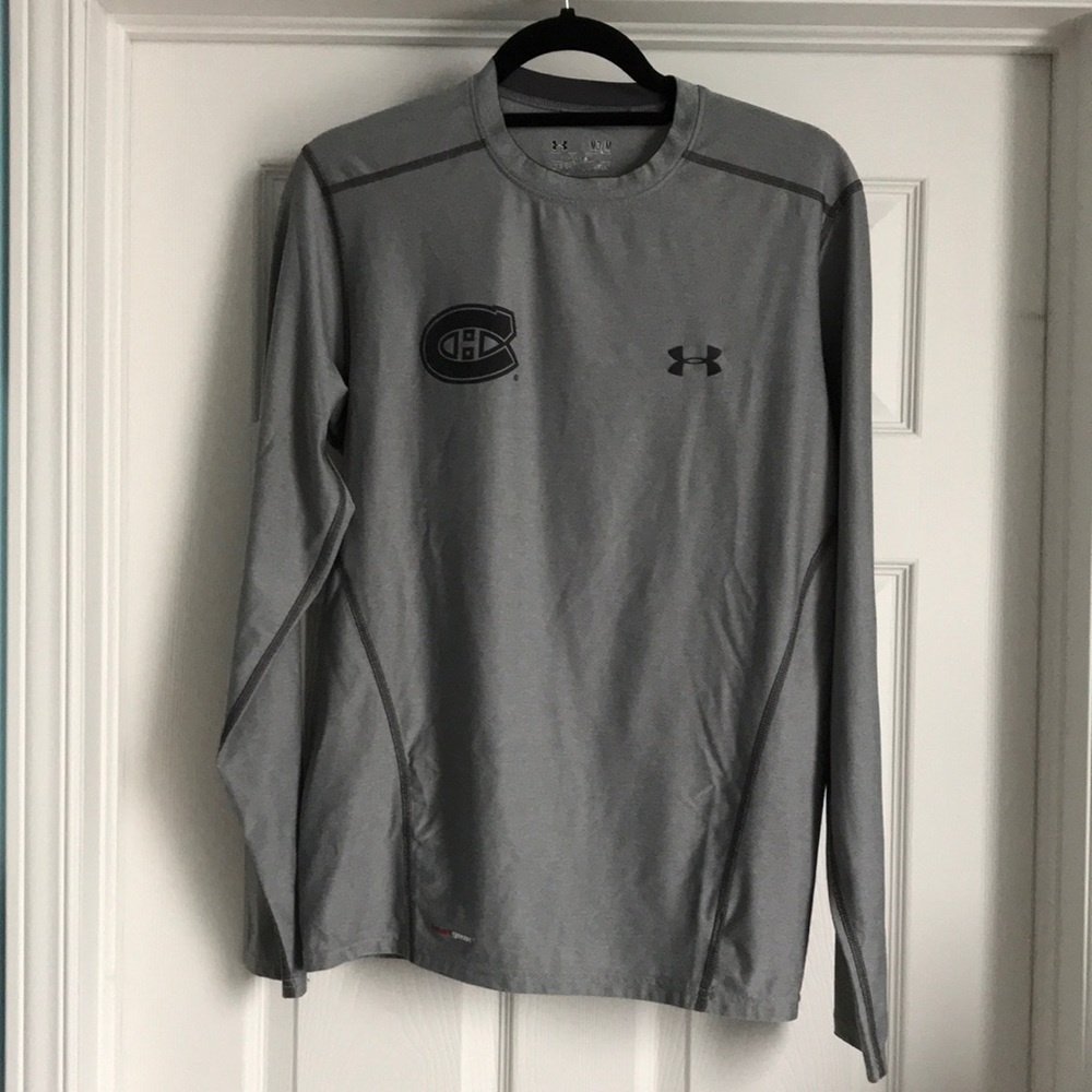 Long sleeve under armour workout shirt
